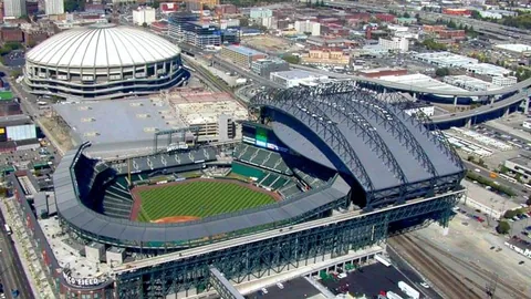 斯洛特谈欧冠资格与足总杯重要性